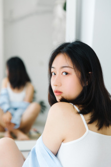 漂亮后妈看到弹幕后